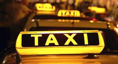 乘坐出租车不怕丢东西了,远程车载监控帮你忙！